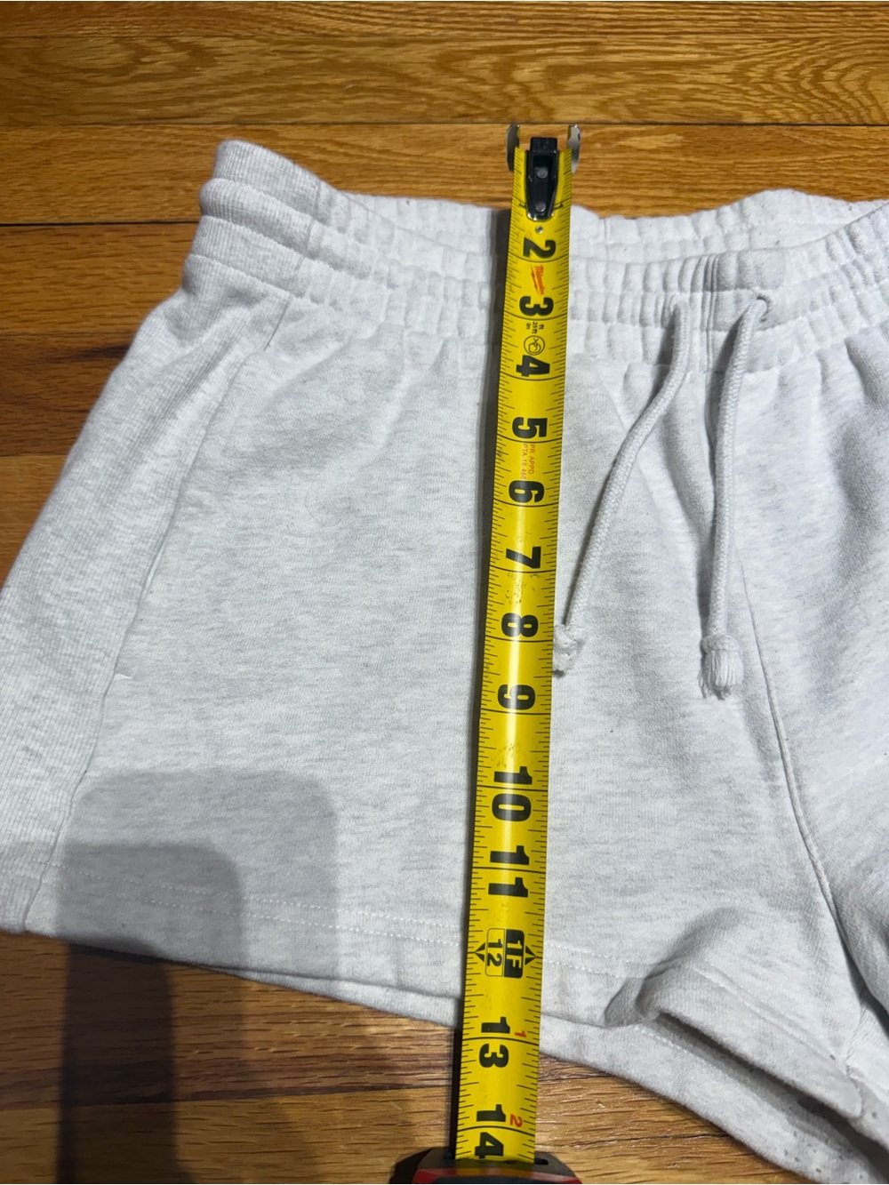 Aritzia TNA Light Gray Boyfriend Fit Drawstring Lounge Shorts